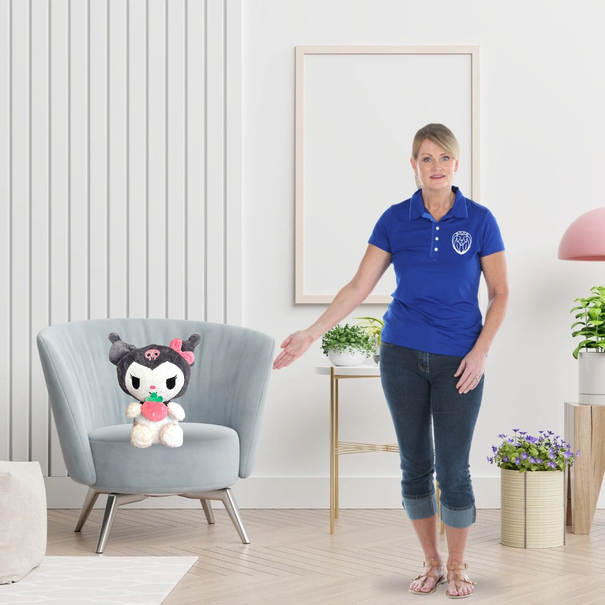 Kuromy con fresa Peluche Importación 28 cm L1-30257