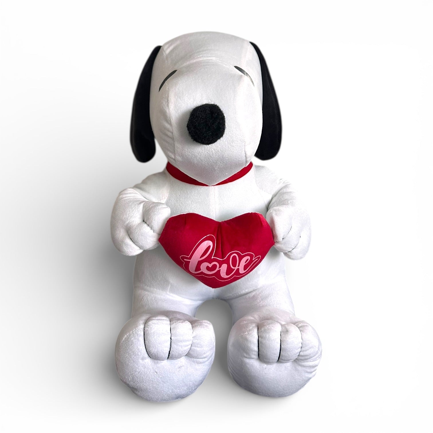 Snoopy con corazón de peluche mediano 35 cm L3-S/C