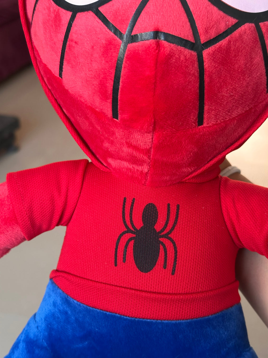 Spiderman de peluche con capucha 35 cm Hombre Araña Nacional C3-S/C