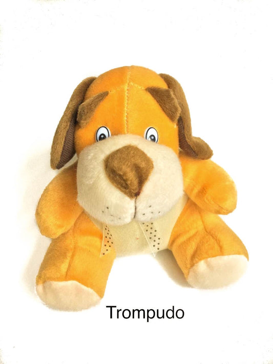 Perro Trompudo de peluche 15 cm